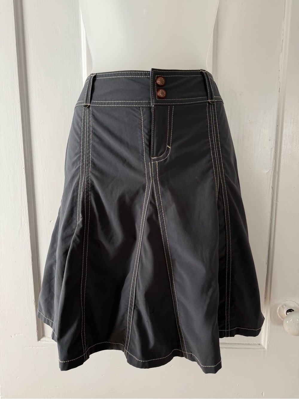 Athleta Black A-Line Skort with Contrast Stitching